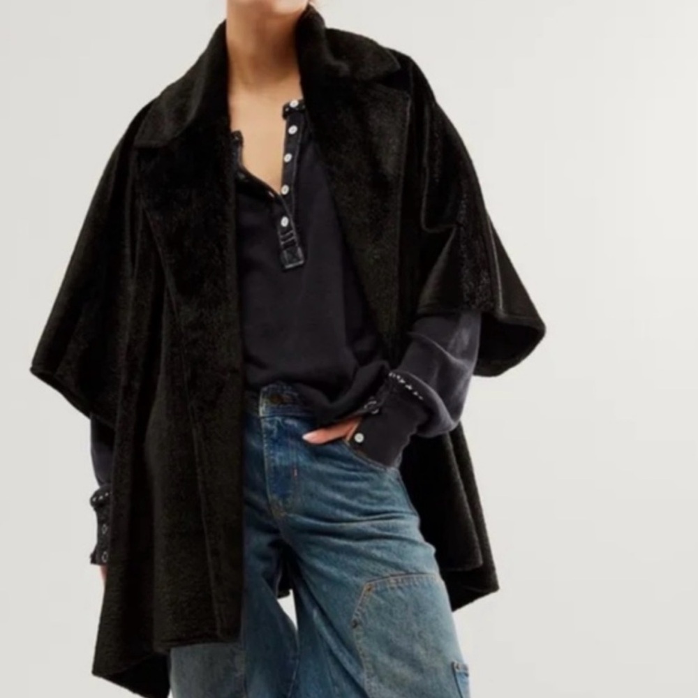 Free People Starlett Faux Fur Poncho New With Tags
